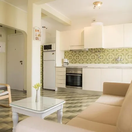 Old Town Hostel * 拉哥斯